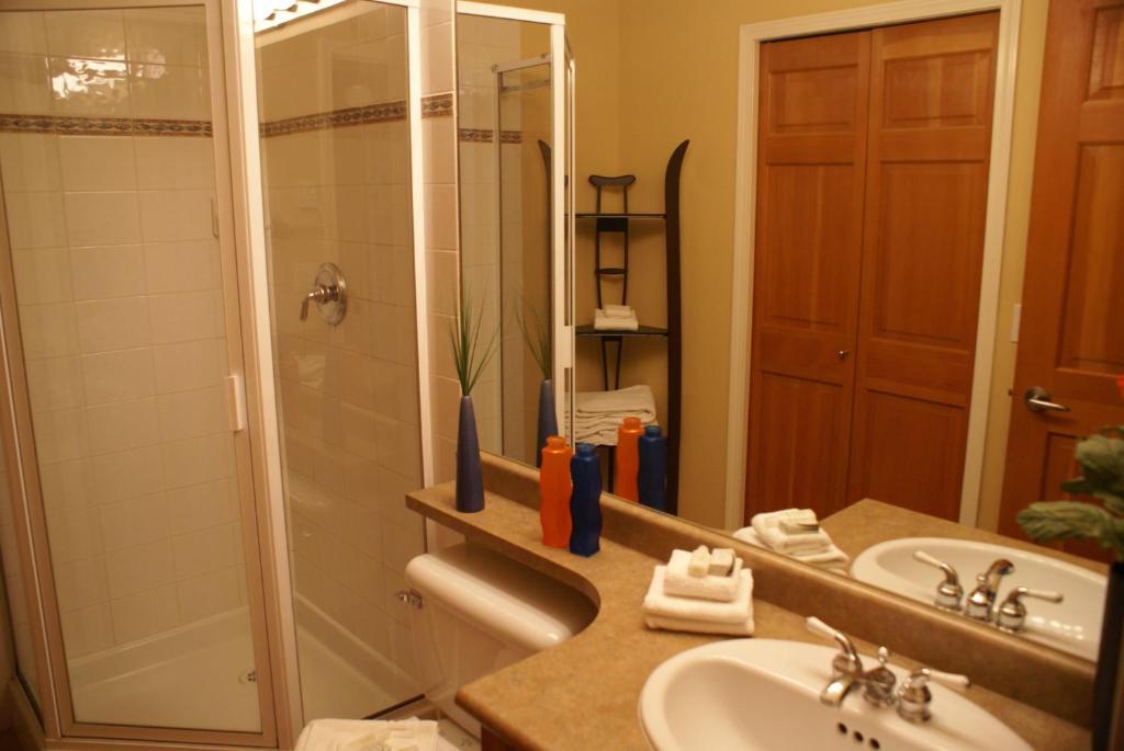 Whistler Superior Properties Habitación foto